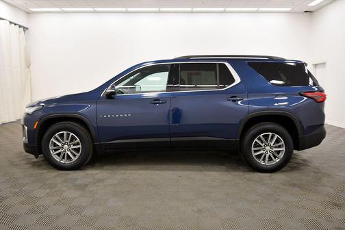 Northsky Blue Metallic 2023 Chevrolet Traverse LT Cloth