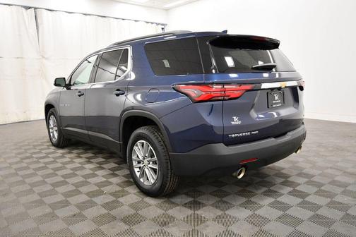 Northsky Blue Metallic 2023 Chevrolet Traverse LT Cloth
