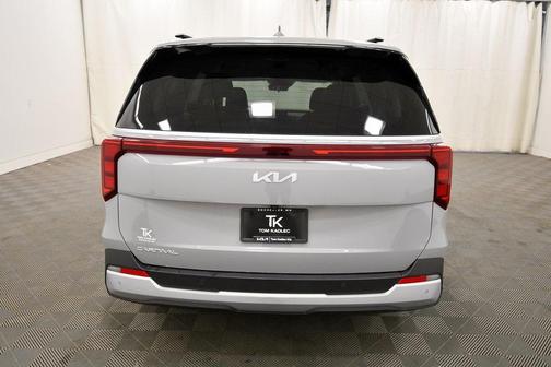 2025 Kia Carnival EX