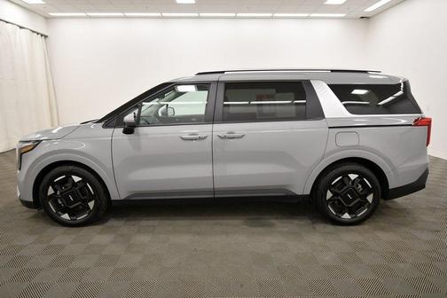 2025 Kia Carnival EX
