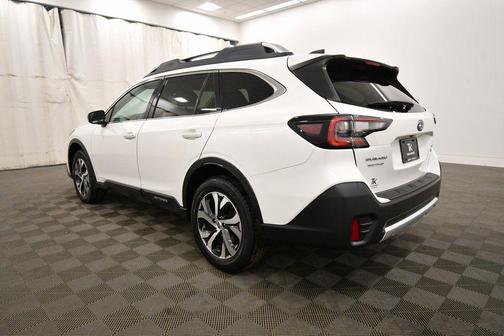 2022 Subaru Outback Touring