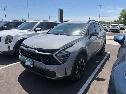 Wolf Gray 2024 Kia Sportage X-Line