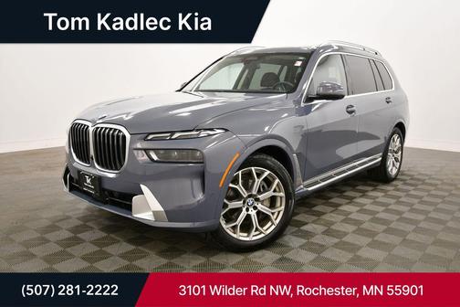 Copper Metallic 2026 BMW X7 xDrive40i