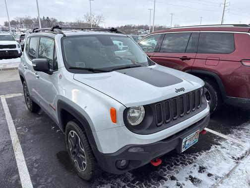 2017 Jeep Renegade Trailhawk