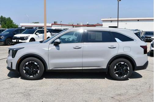 2024 Kia Sorento S