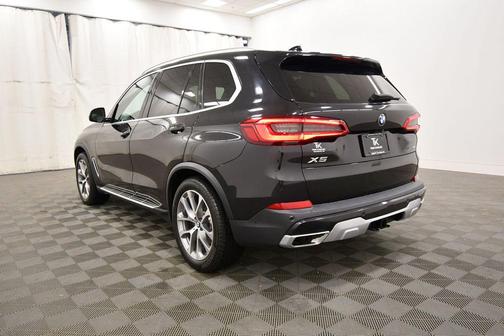 Black Sapphire Metallic 2019 BMW X5 xDrive40i