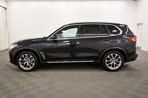 Black Sapphire Metallic 2019 BMW X5 xDrive40i