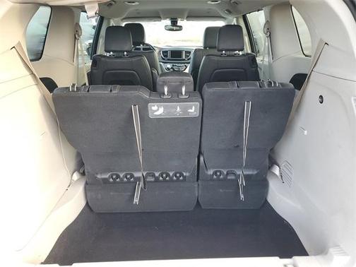 2019 Chrysler Pacifica Touring-L