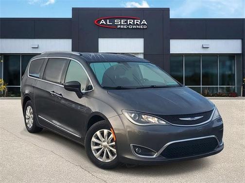 2019 Chrysler Pacifica Touring-L