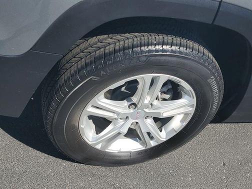 Sterling 2024 GMC Terrain SLE