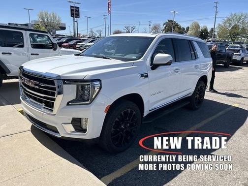 2022 GMC Yukon SLT