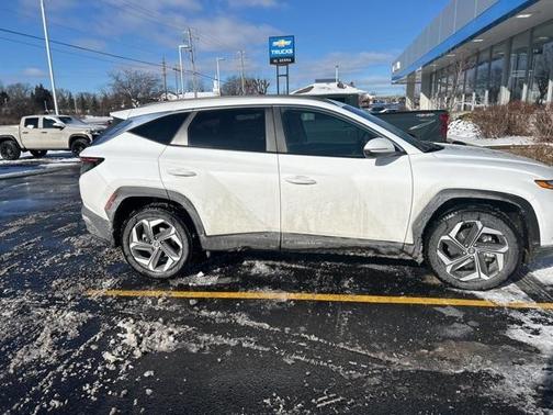 2023 Hyundai TUCSON SEL