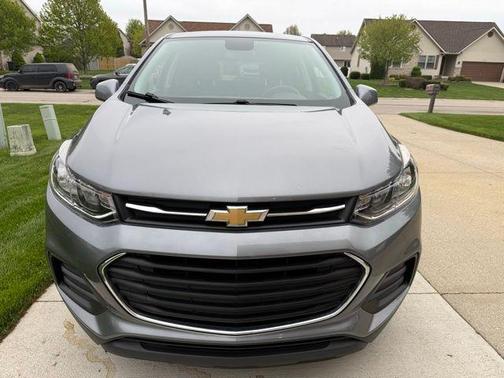 Satin Steel Metallic 2020 Chevrolet Trax LS