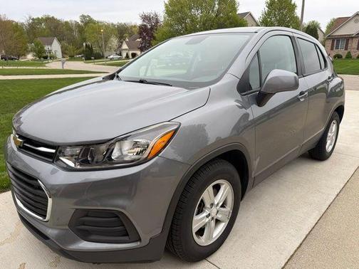 Satin Steel Metallic 2020 Chevrolet Trax LS