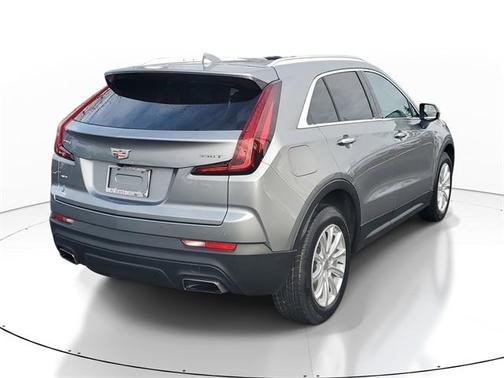 2023 Cadillac XT4 Luxury