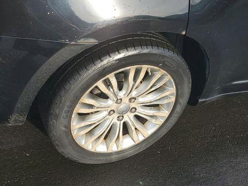 Black Clearcoat 2012 Chrysler 200 Limited