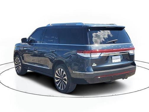 Blue Metallic 2024 Lincoln Navigator Reserve