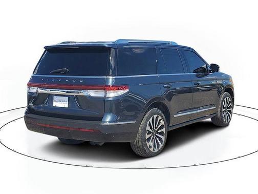 Blue Metallic 2024 Lincoln Navigator Reserve