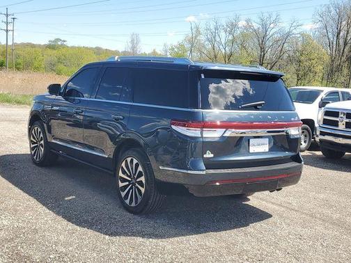 Blue Metallic 2024 Lincoln Navigator Reserve
