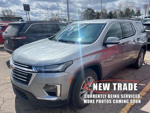 2023 Chevrolet Traverse LT Leather
