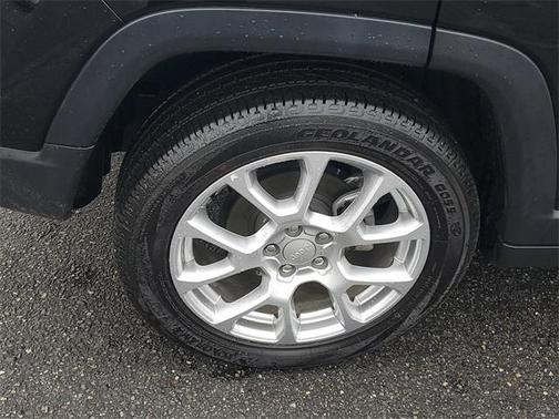 2023 Jeep Compass Latitude Lux