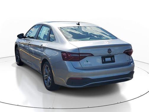 Pyrite Silver Metallic 2022 Volkswagen Jetta 1.5T SE