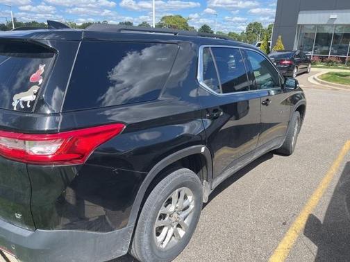 2020 Chevrolet Traverse LT Cloth