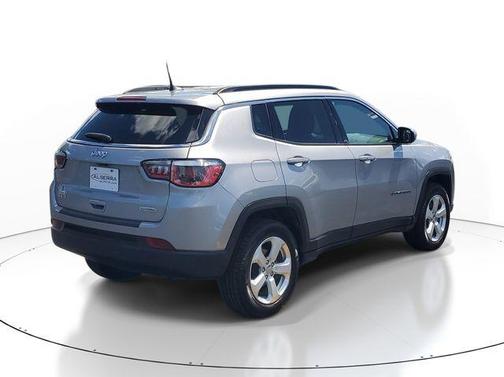 Billet Silver Metallic Clearcoat 2019 Jeep Compass Latitude