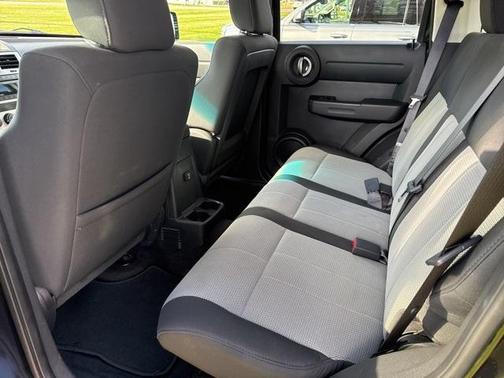 2008 Dodge Nitro SXT