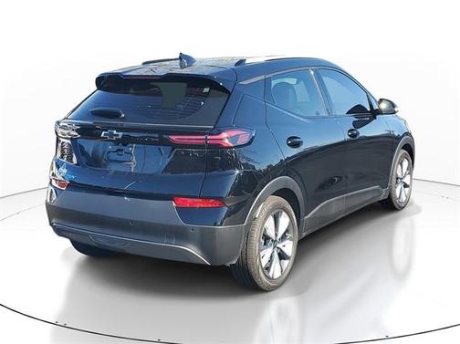 2022 Chevrolet Bolt EUV LT