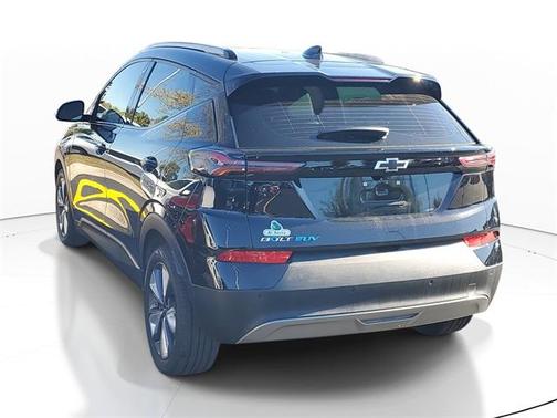 2022 Chevrolet Bolt EUV LT