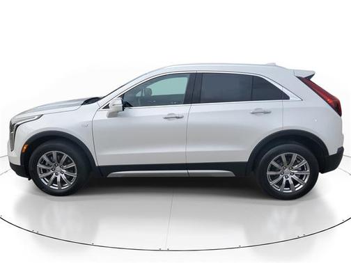 2022 Cadillac XT4 Premium Luxury
