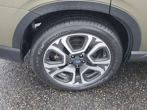 Autumn Green Metallic 2023 Subaru Ascent Limited 7-Passenger