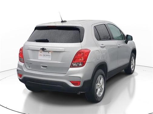 2022 Chevrolet Trax LS