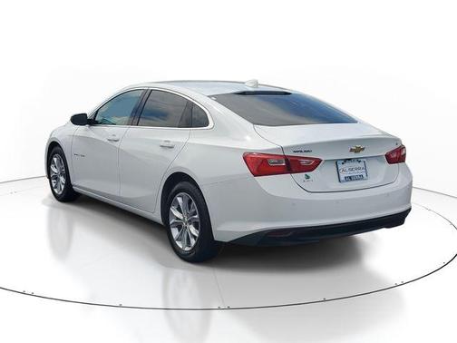 Summit White 2024 Chevrolet Malibu LT