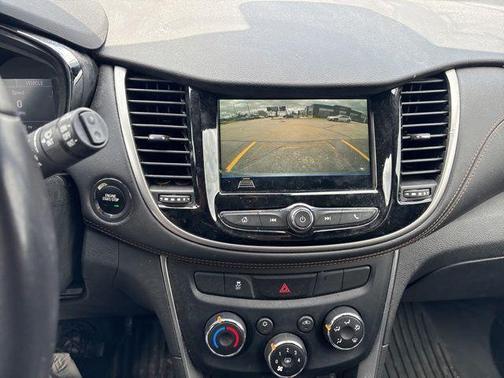 Nightfall Gray Metallic 2019 Chevrolet Trax LT