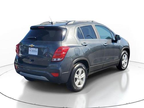 Nightfall Gray Metallic 2019 Chevrolet Trax LT