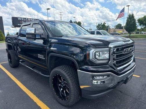Onyx Black 2017 GMC Sierra 1500 SLE