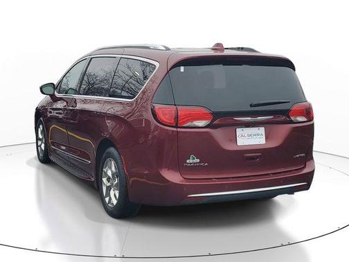Velvet Red Pearlcoat 2019 Chrysler Pacifica Limited