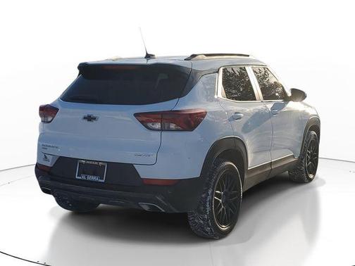 Summit White 2023 Chevrolet Trailblazer ACTIV
