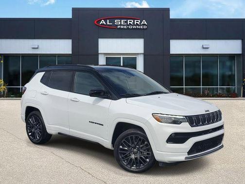 Bright White Clearcoat 2023 Jeep Compass Altitude