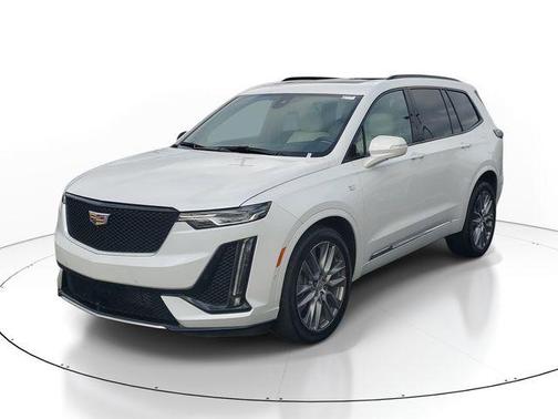 Crystal White Tri-Coat 2020 Cadillac XT6 Sport AWD