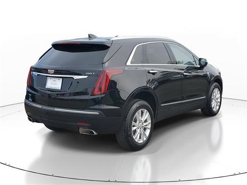 2022 Cadillac XT5 Luxury
