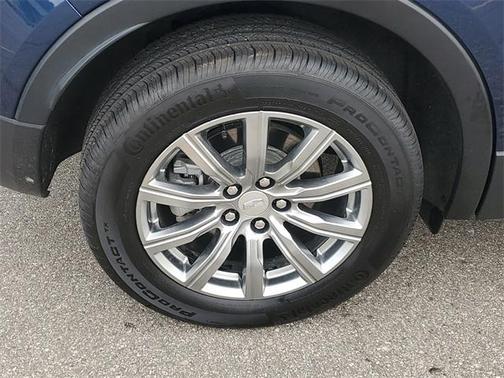 2021 Cadillac XT4 Premium Luxury