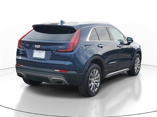 2021 Cadillac XT4 Premium Luxury