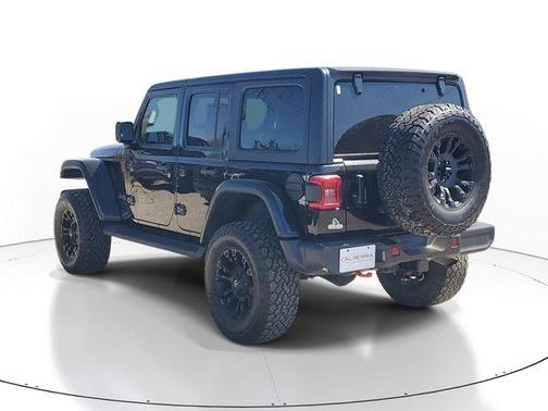 Black Clearcoat 2022 Jeep Wrangler Unlimited Rubicon