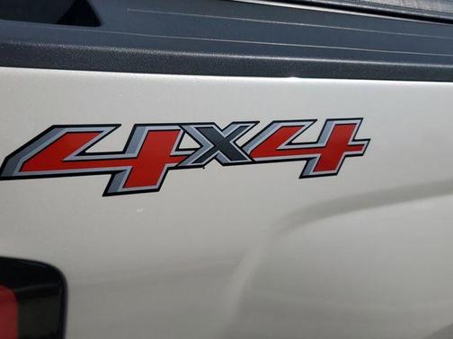 White Diamond Clearcoat 2014 Chevrolet Silverado 1500 High Country