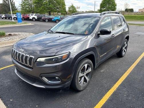 Granite Crystal Clearcoat Metallic 2022 Jeep Cherokee Limited