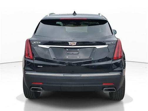 2022 Cadillac XT5 Luxury