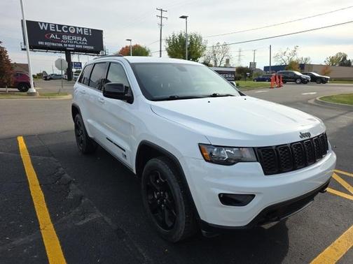 2021 Jeep Grand Cherokee Laredo